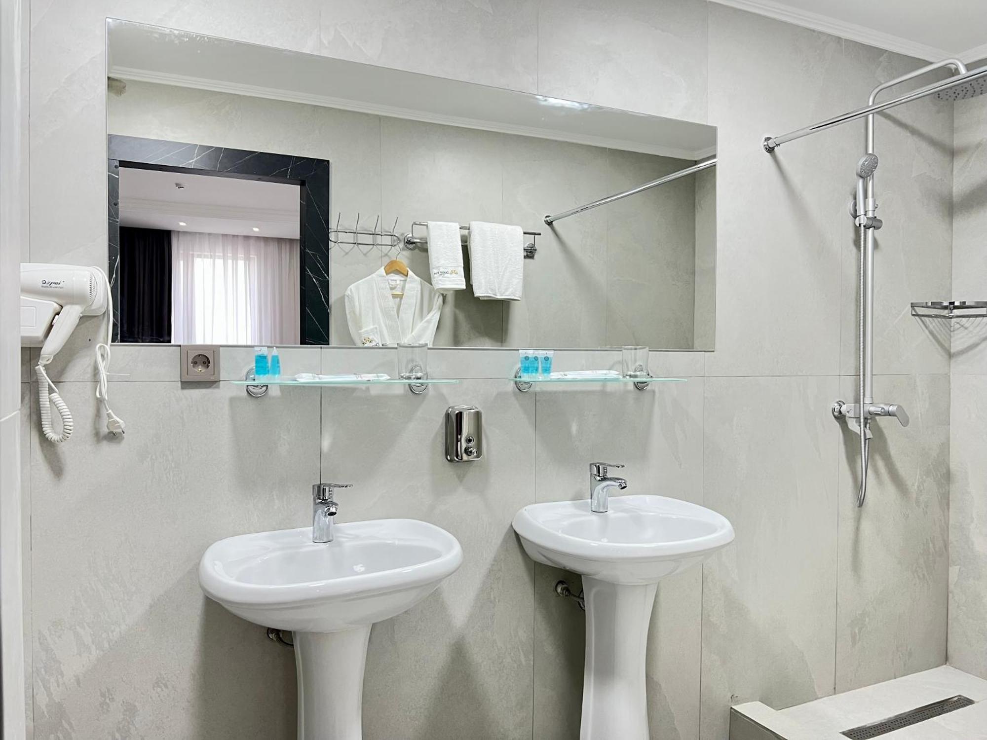 Dostar Inn Çimkent Dış mekan fotoğraf