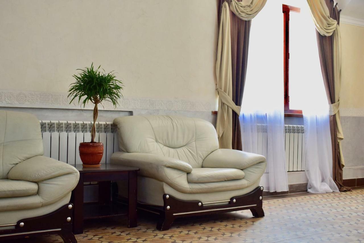 Dostar Inn Çimkent Dış mekan fotoğraf