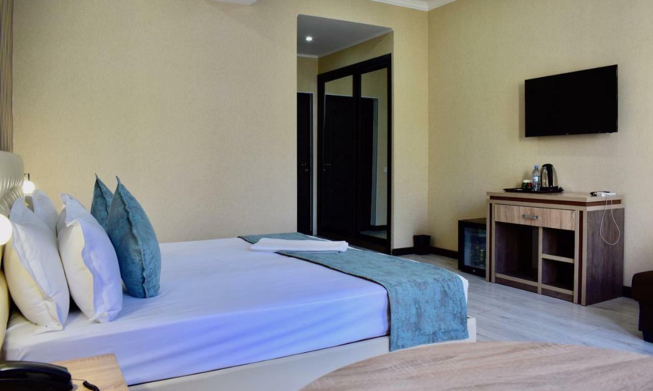 Dostar Inn Çimkent Dış mekan fotoğraf